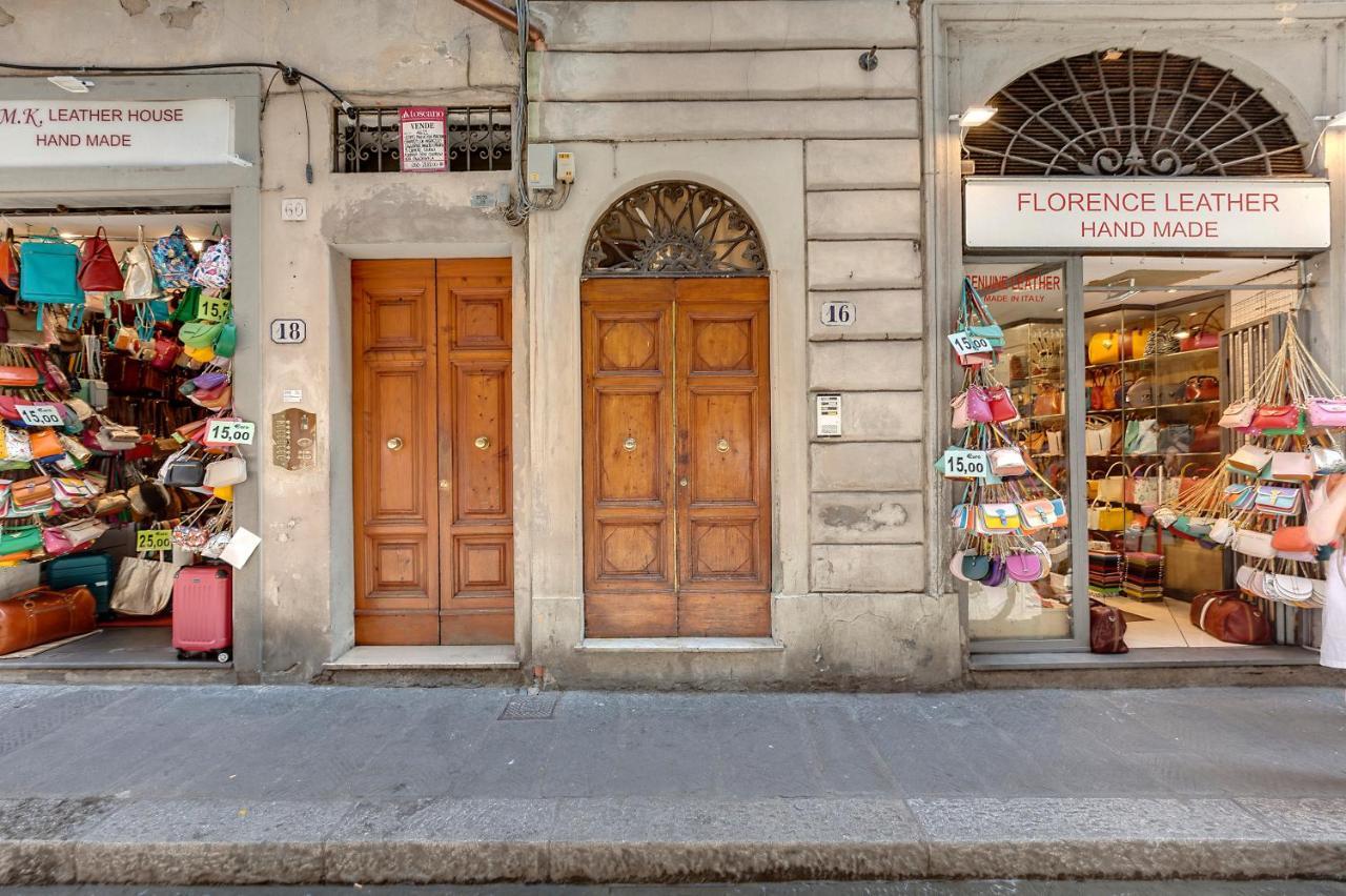Magico Risveglio Agli Uffizi Lägenhet Florens Exteriör bild